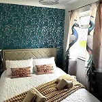 別荘 Cosy 4 Bedroom House In Knowle,