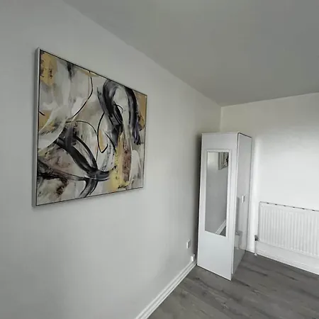 Modern 4 Bed Home,Contractors,Groups,Sleep 8 * Bristol