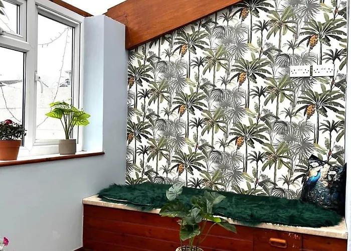 Cosy 4 Bedroom House In Knowle, Feriehus Bristol