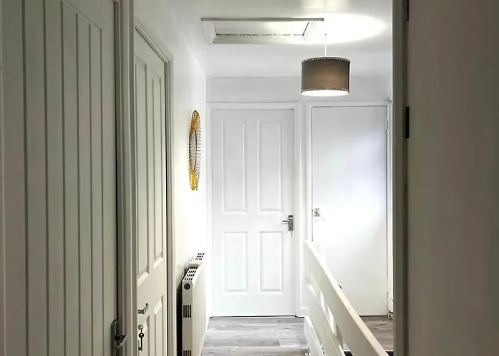 Cosy 4 Bedroom House In Knowle, * Bristol