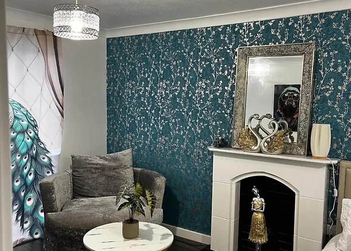 Feriehus Cosy 4 Bedroom House In Knowle,