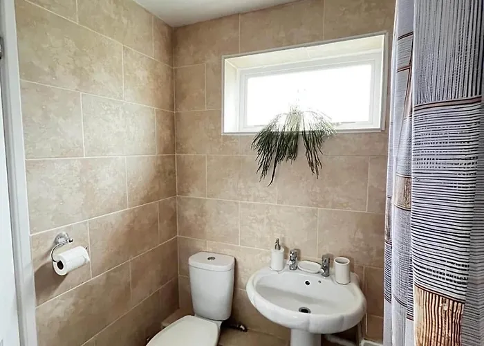 Feriehus Cosy 4 Bedroom House In Knowle, Bristol